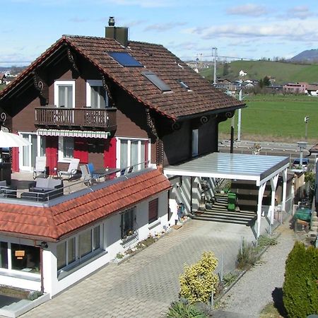 Pension Chalet Charme Siebnen Bagian luar foto